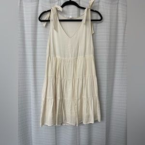 Boutique cream midi dress with bows on the shoulders